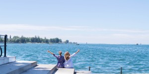 Beitragsbild des Blogbeitrags Travel Outfit: DVF Dress, Crossbody Bag and Mules in Bregenz