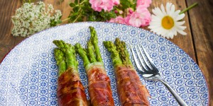 Beitragsbild des Blogbeitrags Spargel im Speckmantel