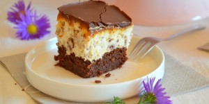 Beitragsbild des Blogbeitrags Cheesecake Würfel mit Karamell