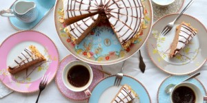 Beitragsbild des Blogbeitrags Esterházytorte – Kooperation mit Pip Studio (Werbung)