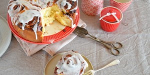 Beitragsbild des Blogbeitrags Hefeschnecken mit Creme Patissière und Schokolade