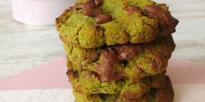 Beitragsbild des Blogbeitrags Matcha Chocolate Chip Cookies (gluten free)