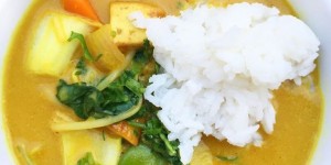 Beitragsbild des Blogbeitrags The Most Delicious Curry Bowl