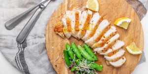 Beitragsbild des Blogbeitrags Hendlbrust mit Zitronen-Honig-Olivenöl 