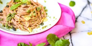 Beitragsbild des Blogbeitrags {Food} Cremige Blumenkohlpasta mit Minzpesto – [SF] 