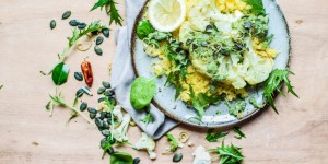 Beitragsbild des Blogbeitrags {Food} Gegrillter Blumenkohl mit Pesto