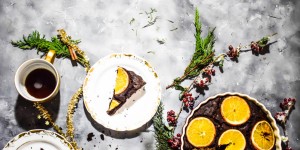 Beitragsbild des Blogbeitrags {Food} Weihnachtlicher Schokokuchen mit Aranzini 