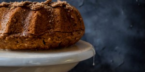 Beitragsbild des Blogbeitrags {Food} saftiger süßkartoffel gugelhupf mit spekulatius