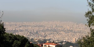Beitragsbild des Blogbeitrags Beirut verschwindet unter einer Smog-Wolke