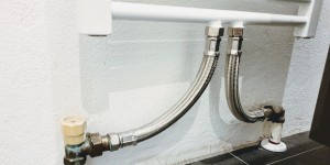Beitragsbild des Blogbeitrags Projekt 99.6 - Faule Verbindung (Heizkörperanschluss)