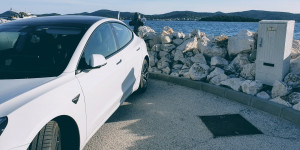Beitragsbild des Blogbeitrags Mit dem Elektroauto ans Meer nach Kroatien