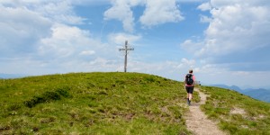 Beitragsbild des Blogbeitrags Wandern am KAT Walk Tirol – Etappe 2 