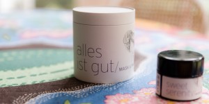 Beitragsbild des Blogbeitrags Hochschwingende Naturkosmetik Max and Me – eine neue Dimension