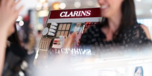 Beitragsbild des Blogbeitrags Ein Nachmittag voller Frauenpower – Clarins Beauty Event