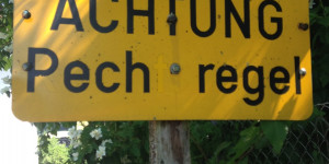 Beitragsbild des Blogbeitrags „Gebt ihnen Strom und Spiele