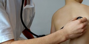 Beitragsbild des Blogbeitrags Bronchien natürlich reinigen | naturalsmedizin.com