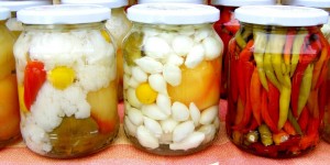 Beitragsbild des Blogbeitrags Fermentierte Lebensmittel sind gesund für unseren Darm 