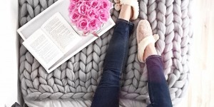 Beitragsbild des Blogbeitrags Schöne Fotos alleine zu Hause machen | 10 Tipps, die du kennen musst #1