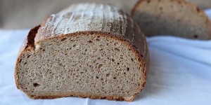 Beitragsbild des Blogbeitrags Mischbrot mit Sauermilch 