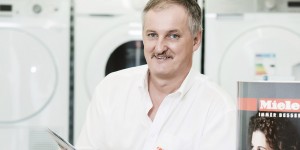 Beitragsbild des Blogbeitrags Josef Schwindhakl – Der sympathische Problemlöser