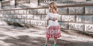 Beitragsbild des Blogbeitrags Meine Berlin Tipps im Lena Hoschek Outfit