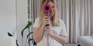 Beitragsbild des Blogbeitrags Gesunde Haare durch richtiges Föhnen – Der Dyson Supersonic 