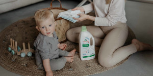 Beitragsbild des Blogbeitrags Babysanfte und kraftvolle Sauberkeit mit Frosch Baby – Weniger ist mehr – und das Beste nur gut genug!