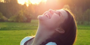 Beitragsbild des Blogbeitrags Notorisch glücklich: 6 Dinge, die du jeden Tag tun solltest