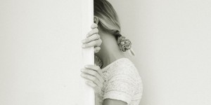 Beitragsbild des Blogbeitrags Gefangen: Warum wir bleiben, obwohl wir gehen sollten