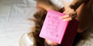 Beitragsbild des Blogbeitrags Journaling Anleitung: Wie du mit 10 Minuten täglich erstaunlich schnell dein Leben veränderst