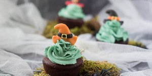 Beitragsbild des Blogbeitrags Roter Bete Cupcakes/ Beetroot cupcakes