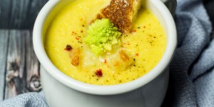 Beitragsbild des Blogbeitrags Karfiol-Romanesco Suppe/ Cauliflower-romanesco soup 