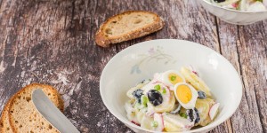 Beitragsbild des Blogbeitrags Kartoffel-Radieschen-Salat/ Potato and radish salad 