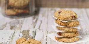 Beitragsbild des Blogbeitrags Haferflocken-Plätzchen/ Oatmeal cookies