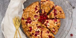 Beitragsbild des Blogbeitrags Ribisel Kuchen 