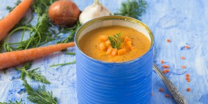 Beitragsbild des Blogbeitrags Rote Linsensuppe/ Red lentil soup 