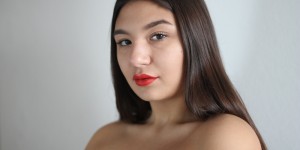 Beitragsbild des Blogbeitrags ERFAHRUNGSBERICHT: SO IST ES WIRKLICH, SICH DIE LIPPEN AUFSPRITZEN ZU LASSEN