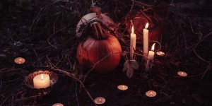Beitragsbild des Blogbeitrags A1 Smart Home: 5 Ideen für die perfekte Halloweendekoration 