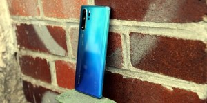 Beitragsbild des Blogbeitrags Nur im Dezember günstiger: Das Kamera-Smartphone Huawei P30 Pro