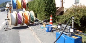 Beitragsbild des Blogbeitrags Glasfaser-Ausbau: Wann hast du zuletzt geprüft, ob bei dir mehr Speed verfügbar ist?