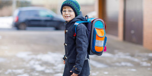 Beitragsbild des Blogbeitrags Diese Uhr beglückt Kinder und Eltern