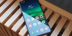 Beitragsbild des Blogbeitrags Der Musterschüler: Galaxy S21 FE 5G im Test