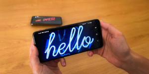 Beitragsbild des Blogbeitrags So einfach ist der Umstieg vom iPhone auf Android 