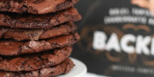 Beitragsbild des Blogbeitrags KEKSE | Glutenfreie Schokocookies und eine Backbuchrezension! 