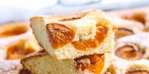 Beitragsbild des Blogbeitrags Rezept für einen „Marünfleg“ – Marillenfleck – Blechkuchen mit Marillen 