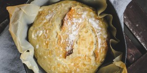 Beitragsbild des Blogbeitrags Rezept für ein einfaches Weißbrot aus dem Topf – no-knead bread 