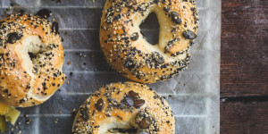 Beitragsbild des Blogbeitrags Rezept für Bagels 