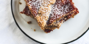 Beitragsbild des Blogbeitrags Rezept für eine Linzertorte oder Linzerschnitte vom Blech