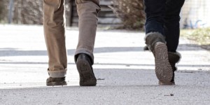 Beitragsbild des Blogbeitrags 10.000 Schritte täglich für’s Abnehmen und Gesundbleiben 
