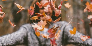 Beitragsbild des Blogbeitrags Schön & elegant: Herbstmode für die stilbewusste Dame